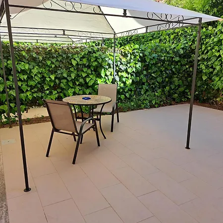 Salento Garden Bed & Breakfast Lecce